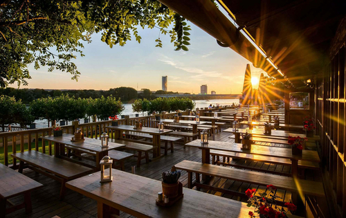 RheinAlm - der schönste Ort für eine Pause am Rhein