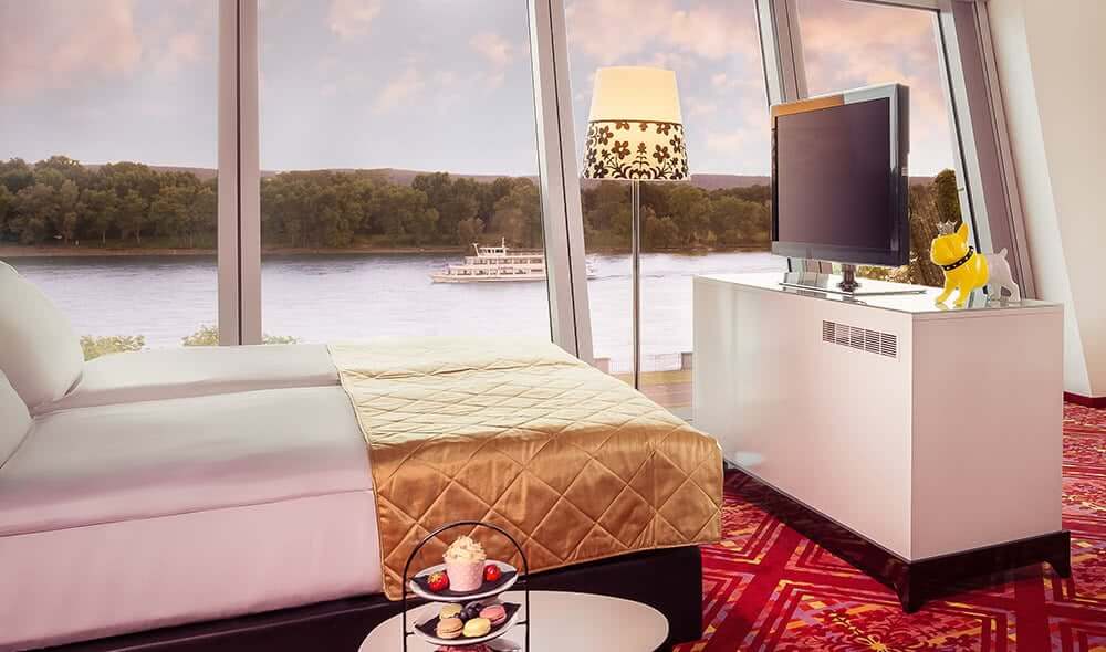Blick auf den Rhein aus Sicht der Diva Suite