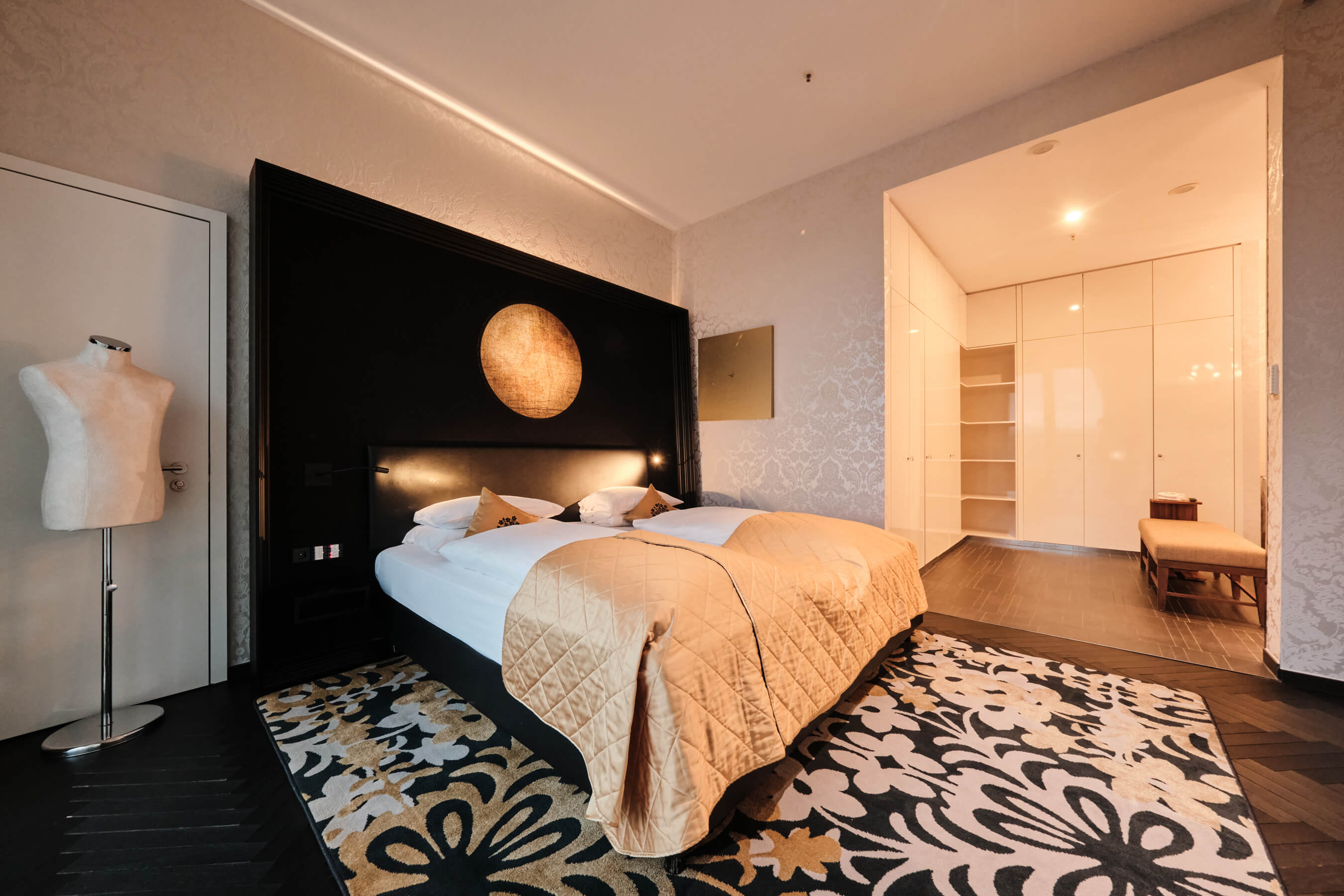 kameha hotel bonn princess suite schlafzimmer badezimmer
